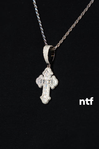 NTF Men’s Rope Chain & Moissanite Cross Pendant